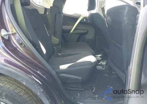 2016 Toyota Rav4 Xle z USA, uszkodzony, nr VIN 2T3RFREV1GW524424